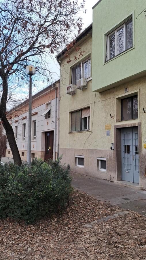 Eper Apartman Сегед Екстер'єр фото